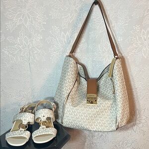 NWT MK Michael Kors signature Addie bag